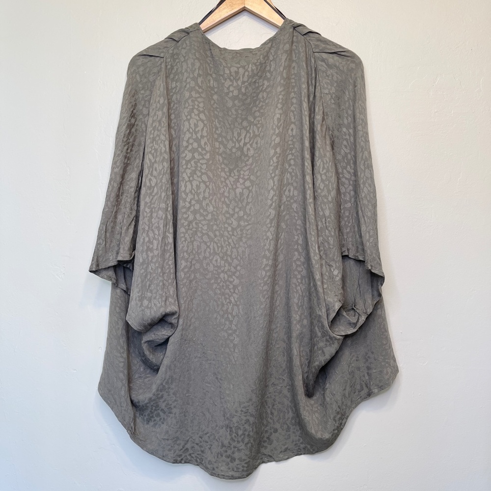 Style Rack | Cheetah Print Textured Open Front Kimono Jacket Cardigan - Picture 4 of 13
